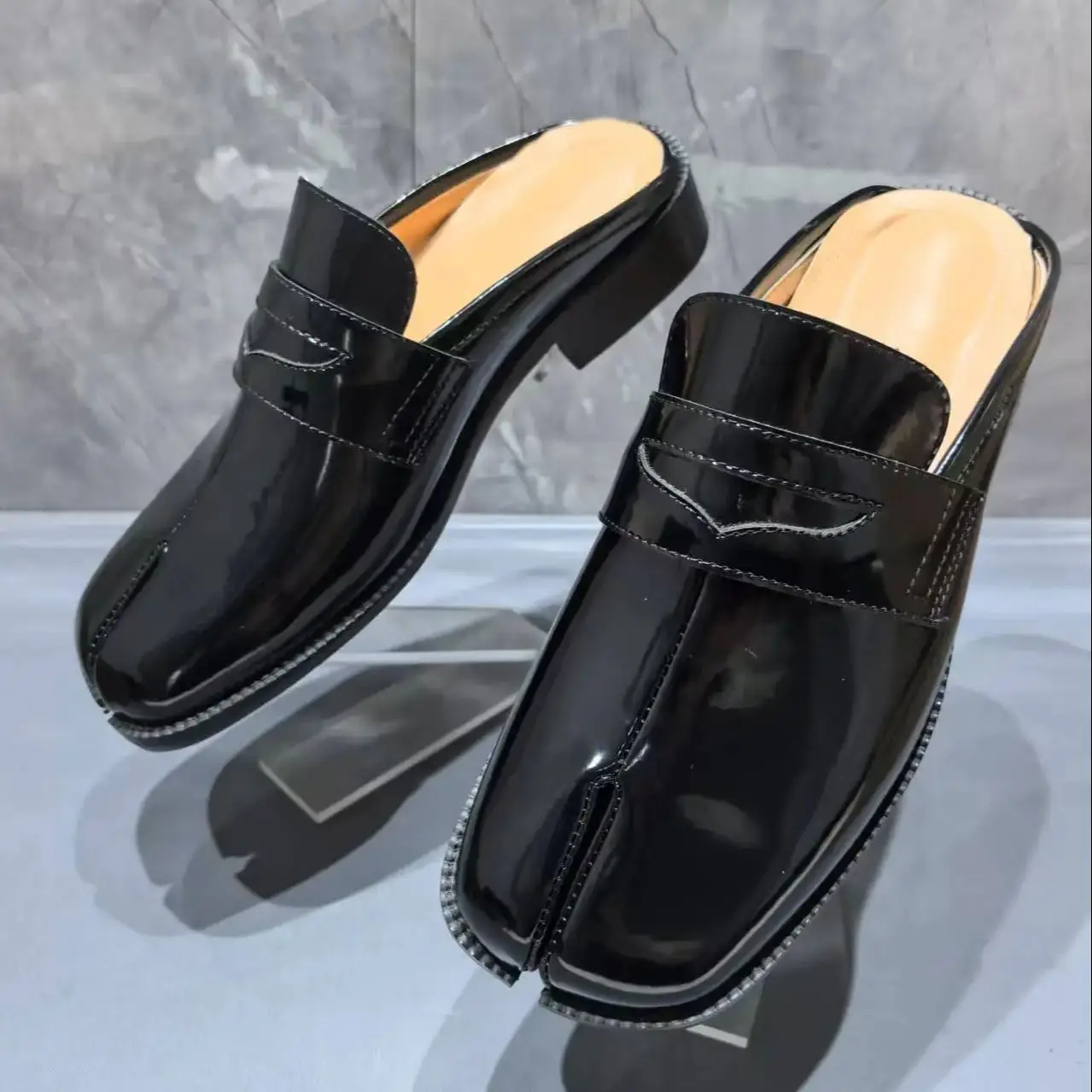 Men Shoes Brand - Split Toe Tabi Men's Slippers Sewing