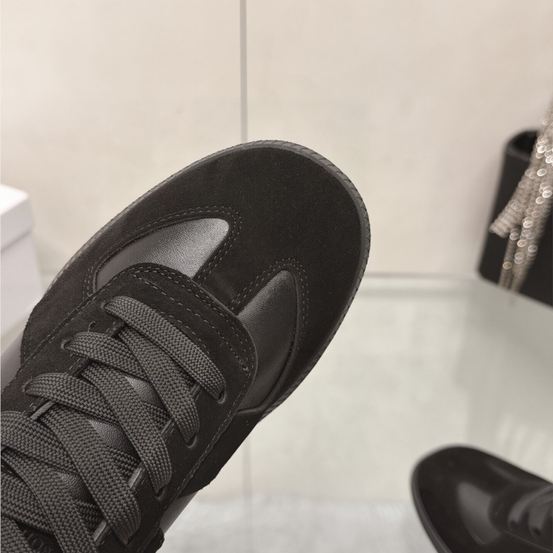 Women Men Vintage German Train - đánh giá và giá Men Shoes Trainers