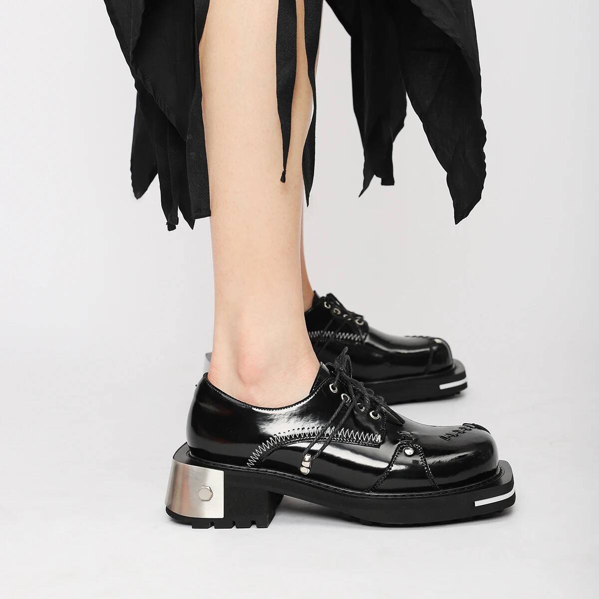 Retro Women Men Metal Genuine  - đánh giá và giá Men Shoes Trainers