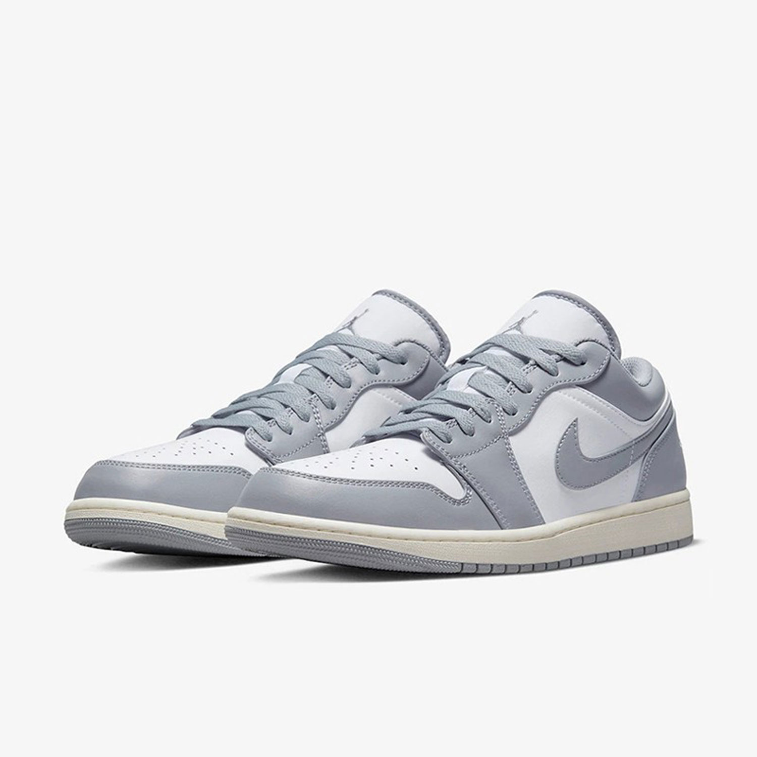 Nike Authentic Air Jordan 1 Lo - đánh giá và giá Men'S Shoes Jordan 1